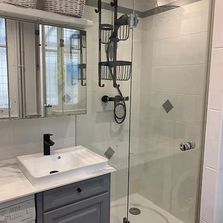 Saintlazare 50m2 Superb View Up To Tour Eiffel Apartment