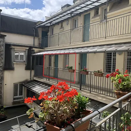 Appartamento Saintlazare 50m2 Superb View Up To Tour Eiffel