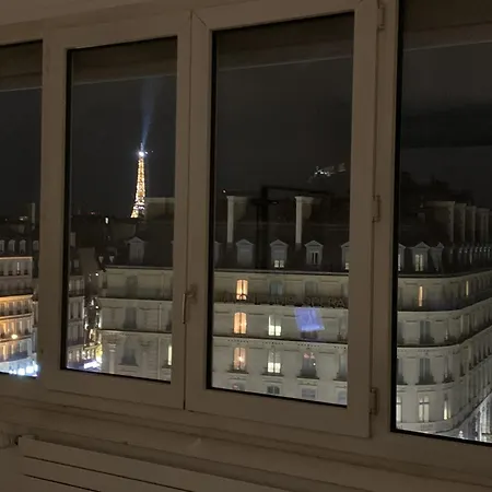 Saintlazare 50m2 Superb View Up To Tour Eiffel * Parigi